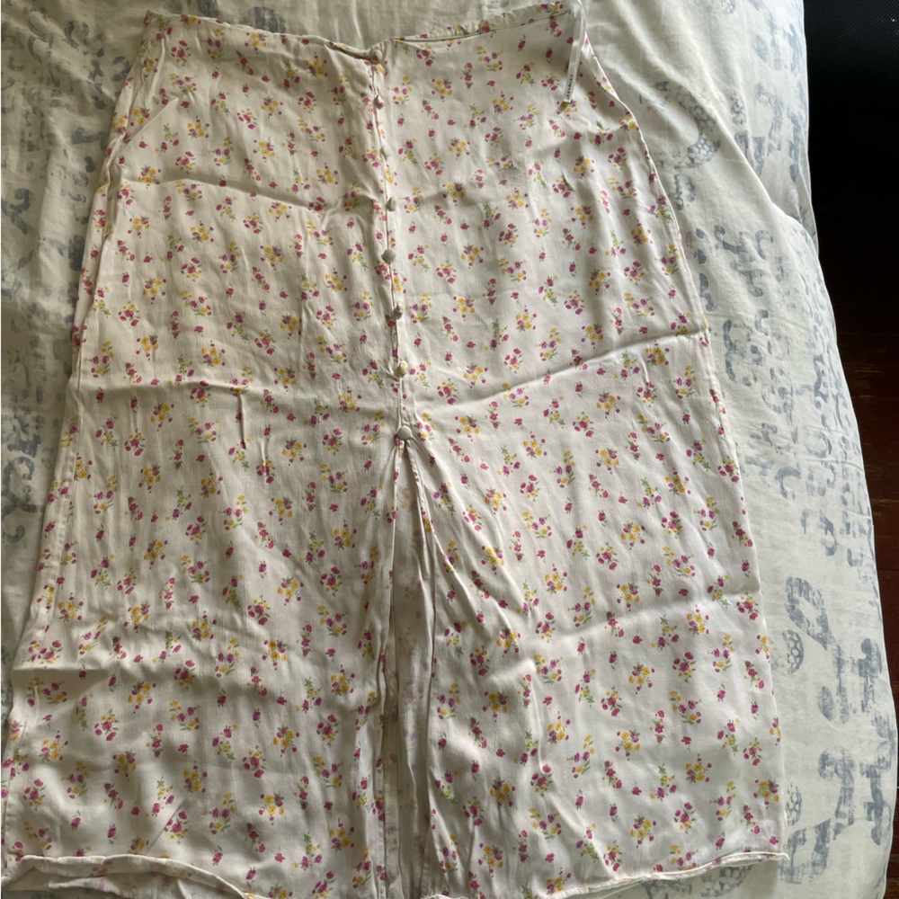 PRIMARK white flower skirt
